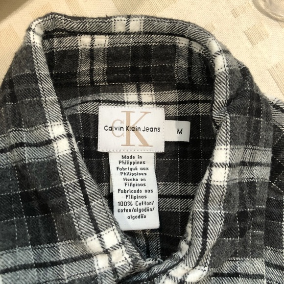 Calvin Klein Flannel Button Down Shirt - Picture 2 of 8